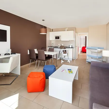 Playaolid & Apart-hotel 3*