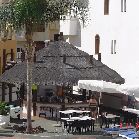 Apart-hotel Playaolid &
