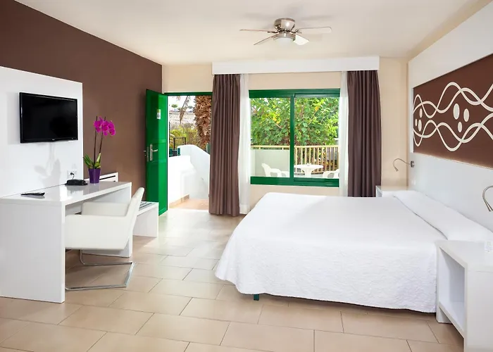 Aparthotel Playaolid & Costa Adeje (Tenerife)